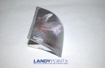 XBD100920 - Front RH Indicator Lamp Assembly - White - Range Rover P38
