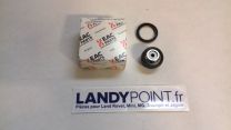 E470081 - Front Propshaft Double Cardan Ball Seat Kit - Discovery 2